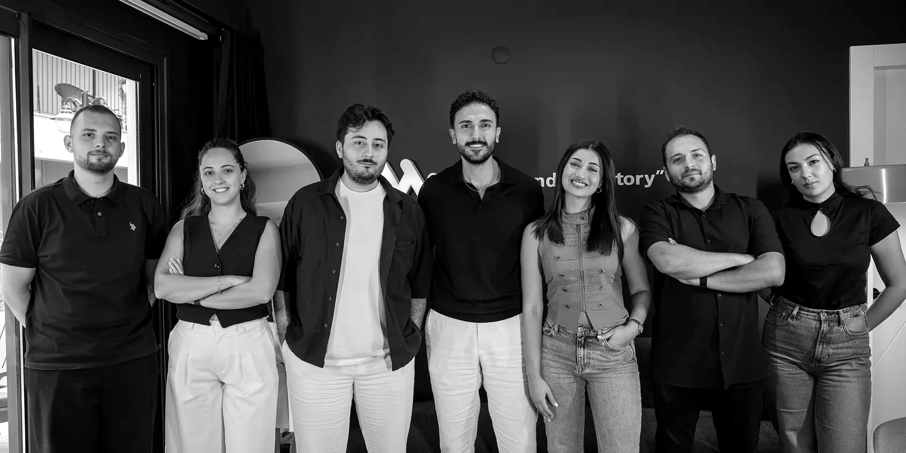 w99 Media ekibi Bornova ofisinde