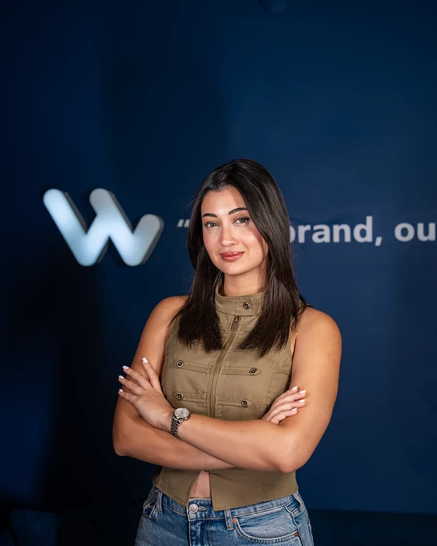 Elif, Art Director